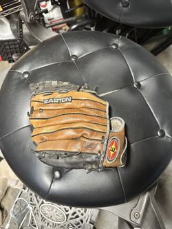Easton Baseball Glove
