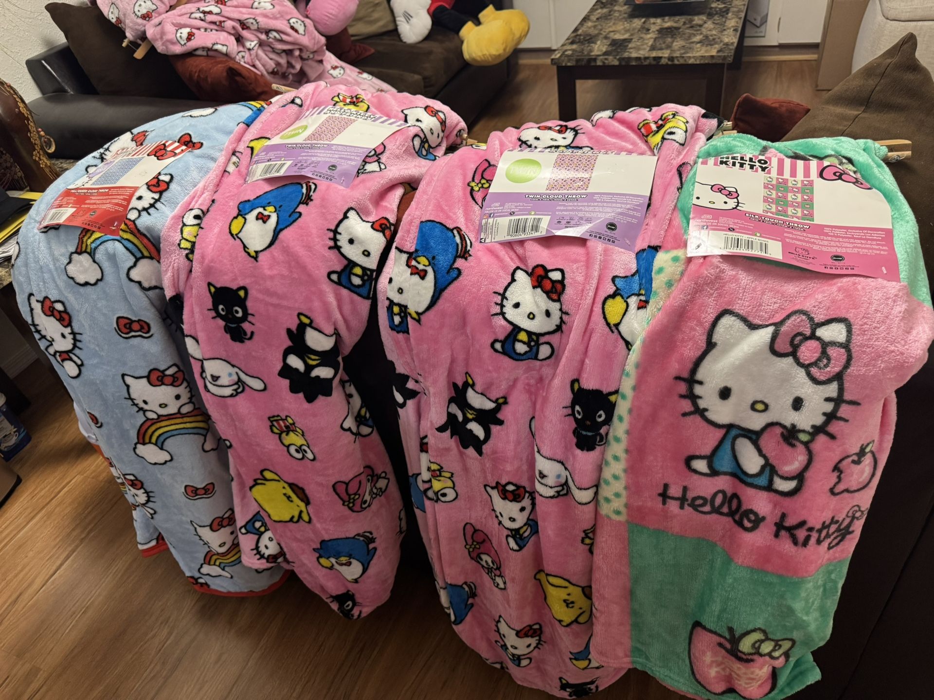 Hello Kitty Blanket 