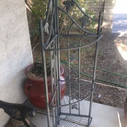 Folding  Corner  Shelf 