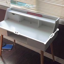Desk White