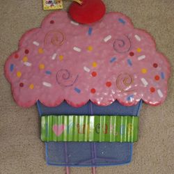 Cupcake Yard Sign