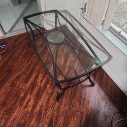 Glass Coffee Table (Indoor/Outdoor) FREE