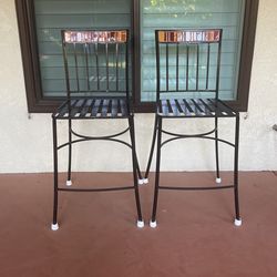 Sturdy iron barstools