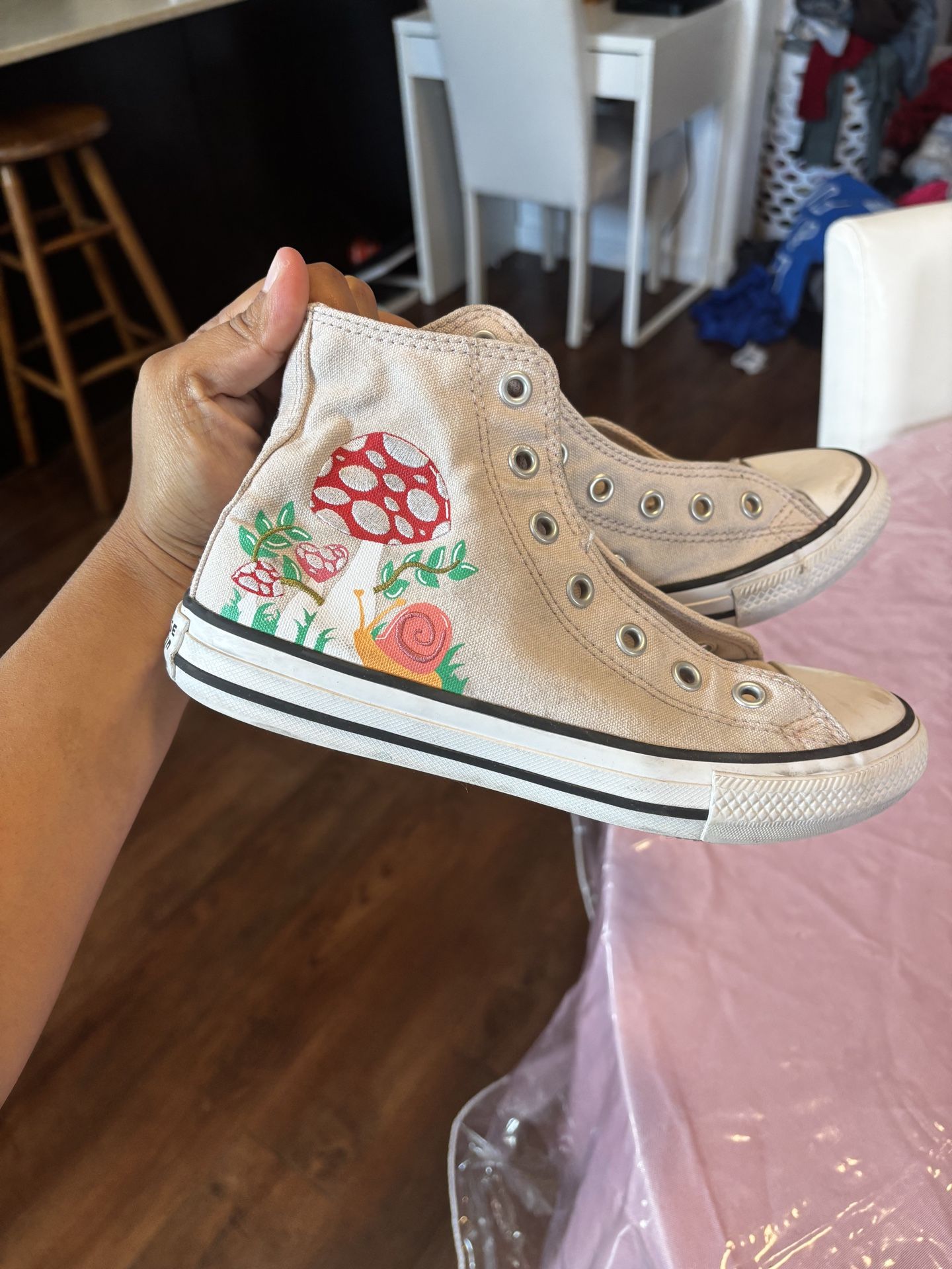 Converse