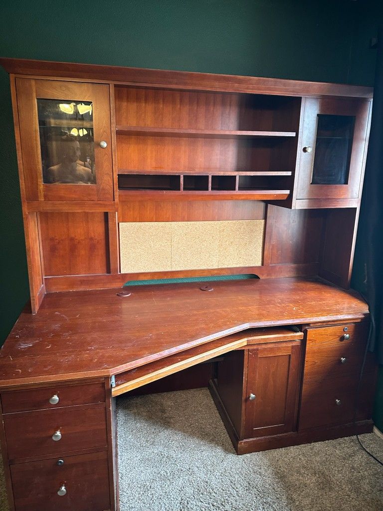 Beautiful Cherry Finish Executive Desk