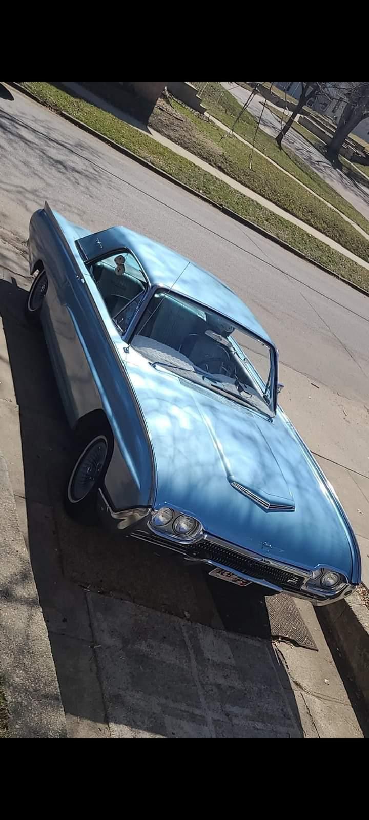 1963 FORD THUNDERBIRD