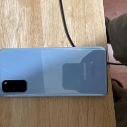 Samsung S22