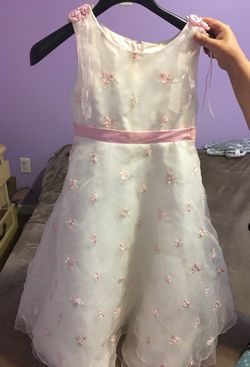 Girls dress