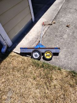 Magnetic sweeper, needs second wheel attached.