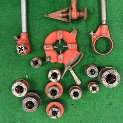 RIDGID Pipe Threader Die Head Set Threading Dies