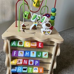 baby activity cube toy Hungry Hungry Caterpillar