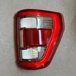  Rear Brake LED Tail Light Assembly Ford F150 2021 2022 2023 W/Blind Spot Right Side Lamp F-150