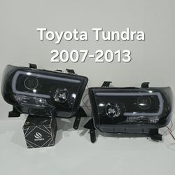 Toyota Tundra 2007-2013 Headlights 