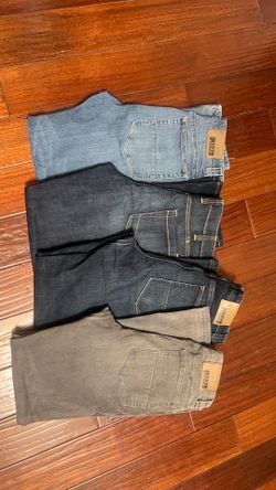 4 pantalones talla 32 X 32