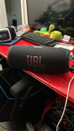 JBL charge 5