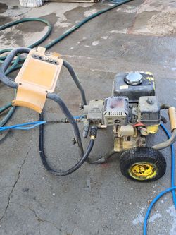 Dewalt Gas-Powered Pressure Washer with Hoses