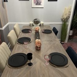 Farmhouse Table w/ 5 Chairs