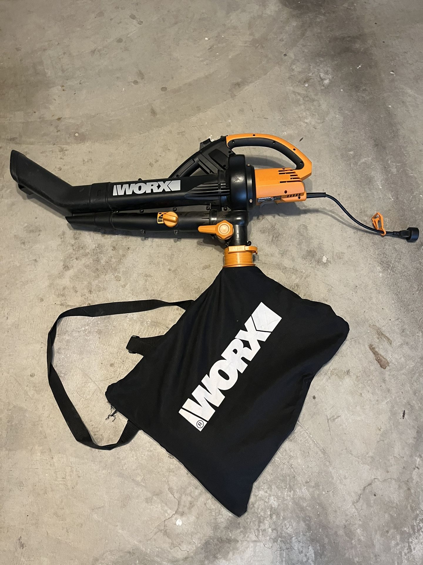 Worx Trivac WG 505 3- In- 1 Electric Blower/Mulcher/Vacuum