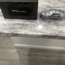 PORSEHE au turao Limited Edition Model Collectible 