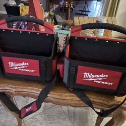 Milwaukee Pack out Tool Bag 