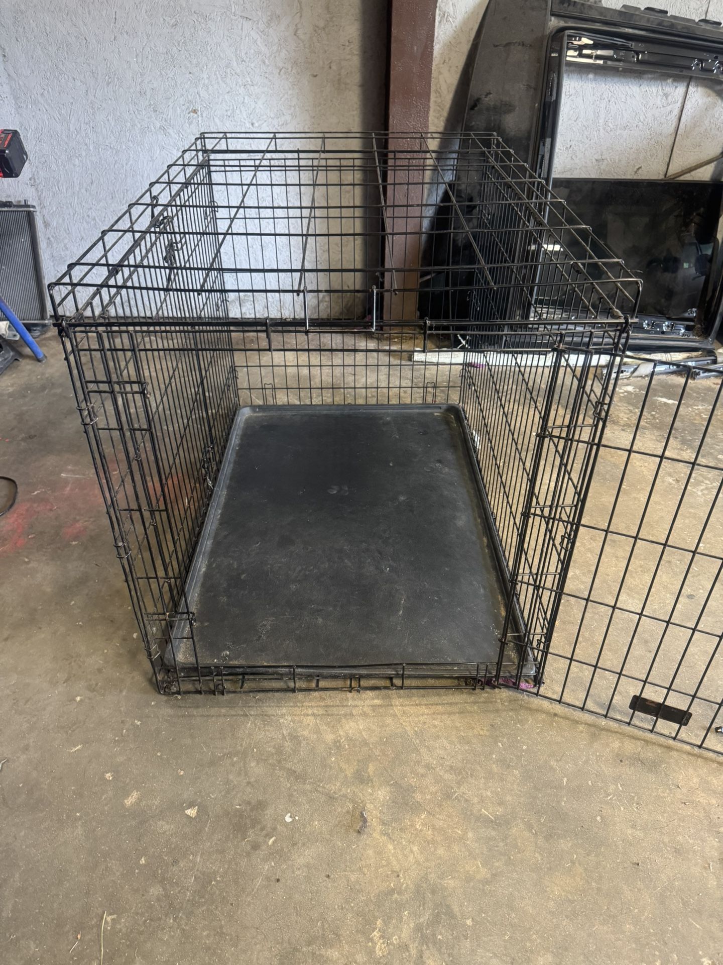 XL Dog Kennel