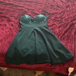  green homecoming/prom dress