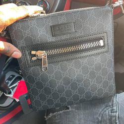 Gucci Black small messenger bag