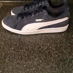 Pumas mens 10.5 Good Condition 