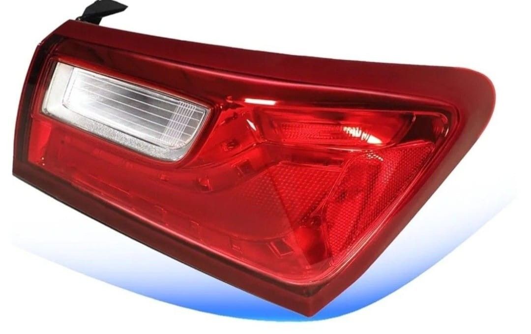 Tail Light Chevrolet Malibu 2016_2018 Passenger Side 