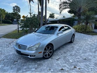 Mercedes Benz cls550