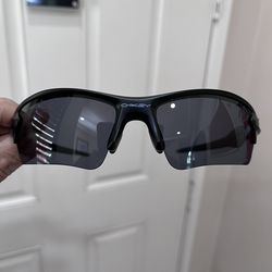 Oakley flack 2.0 sunglasses new in box