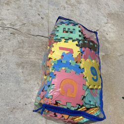 Foam Floor Letters