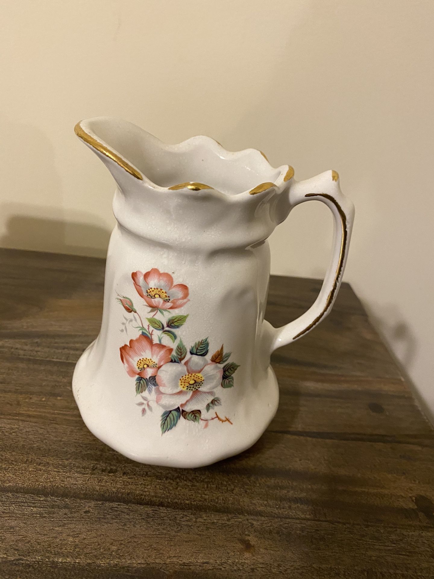 The House of Webster vintage briar rose milk cream pitcher Eastland TX Ceramics