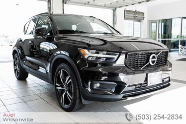 2021 Volvo XC40