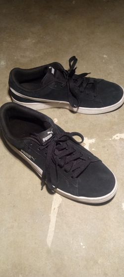 PUMA'S (SIZE 10)
