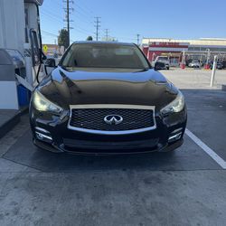 2015 Infiniti Q50