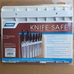 Knife safe