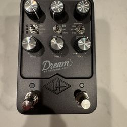 Universal Audio Dream '65 Reverb Amp pedal