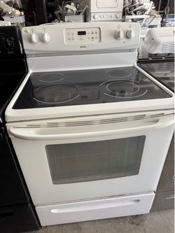 Stove Good condition everything works fine