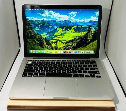 Apple MacBook pro 13” 2015 2.7Ghz Core i5 8GB 256GB Screen Delam Fully Functional