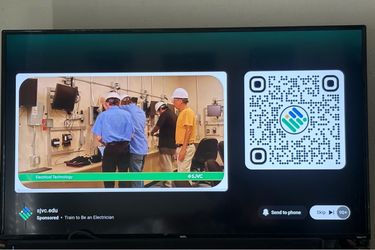 Tv onn Roku
