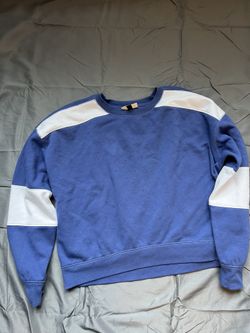 Women’s Sweater Large 