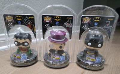 SDCC Funko Pop DC Clamshell Set  Damaged 