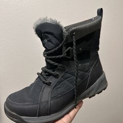 Columbia Snow Boots 