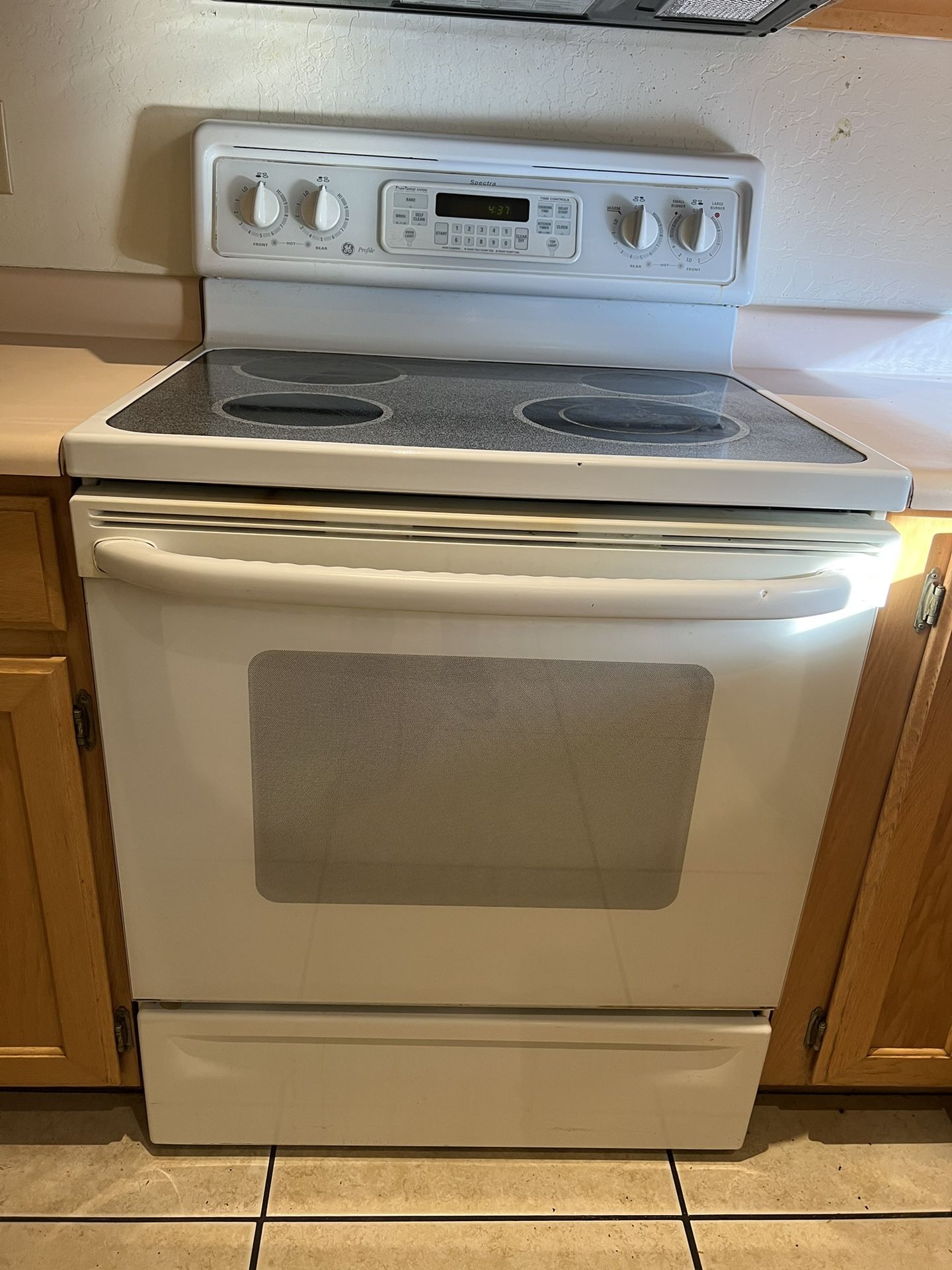 GE Profile spectra Stove 