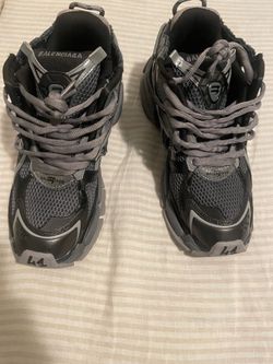 Runners size 41 fits 9