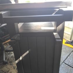 Outdoor Stainless Steel Cutting  Station