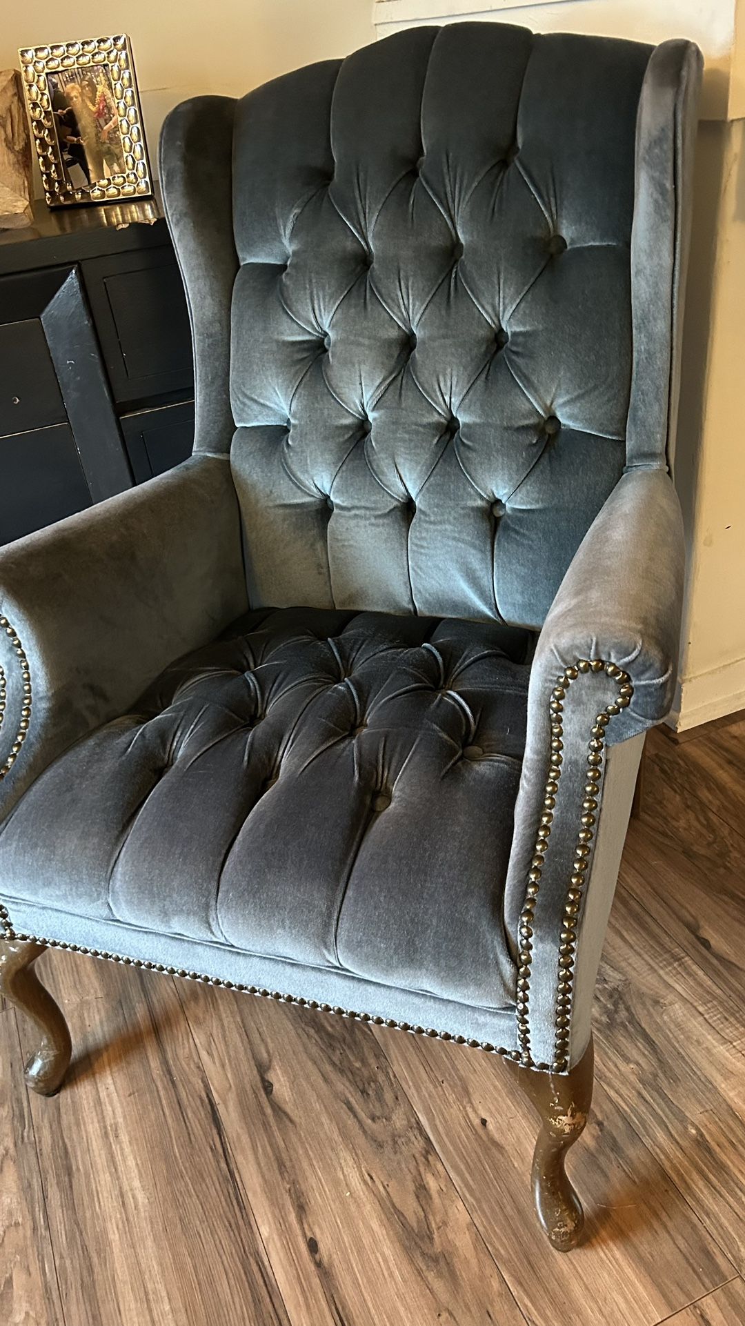 Teal Velvet High Back Tufted Chair