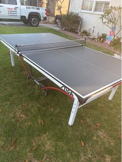Ping pong table