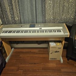 Yamaha Keyboard 